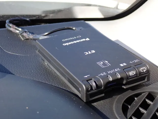 ヴェゼル　ｅ：ＨＥＶ（ホンダ）の車両写真