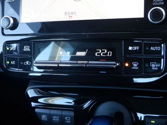 トヨタ　プリウス