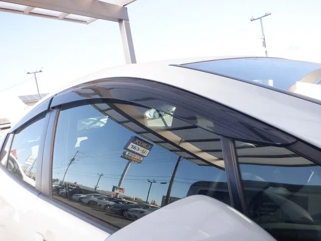 トヨタ　プリウス