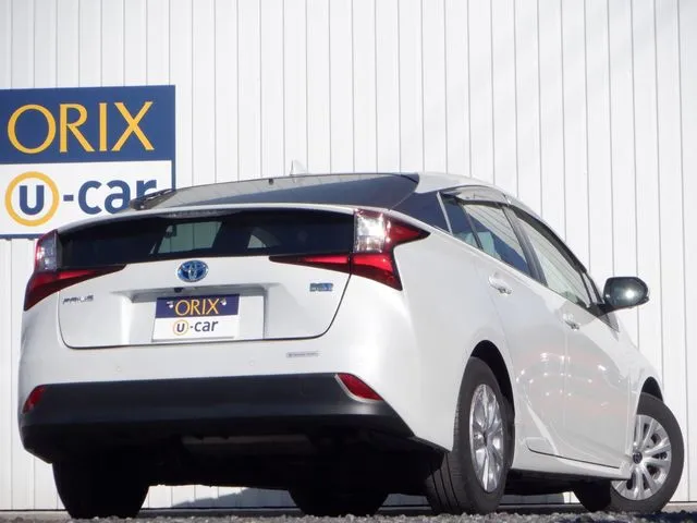 トヨタ　プリウス