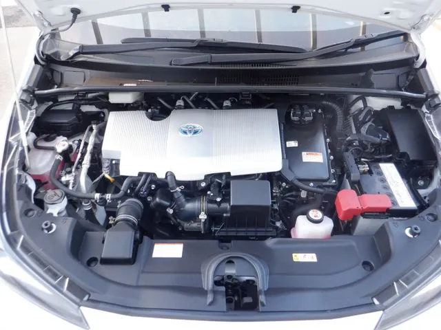 トヨタ　プリウス