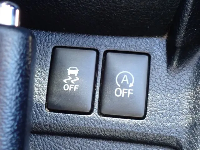 カローラアクシオ（トヨタ）の車両写真