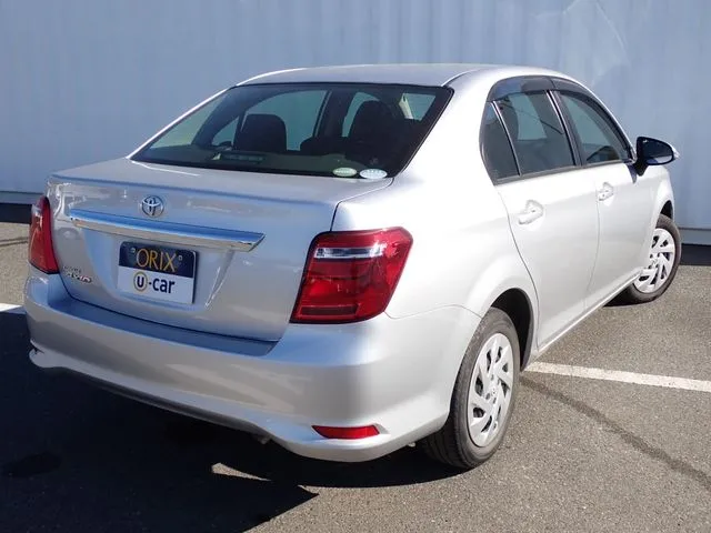 カローラアクシオ（トヨタ）の車両写真