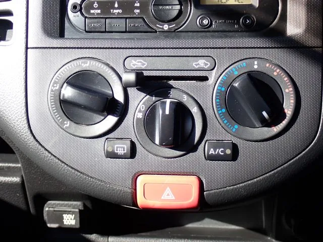 ＮＶ１５０　ＡＤ　２ＷＤ（ニッサン）の車両写真