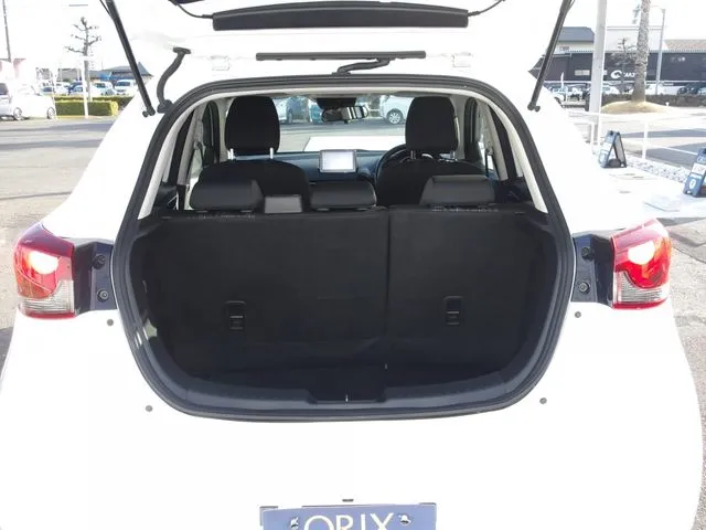 ＭＡＺＤＡ２（マツダ）の車両写真