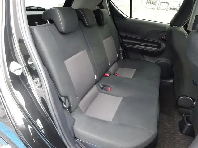 トヨタ　アクア