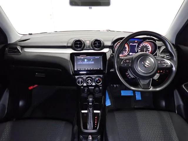 スズキ　スイフト