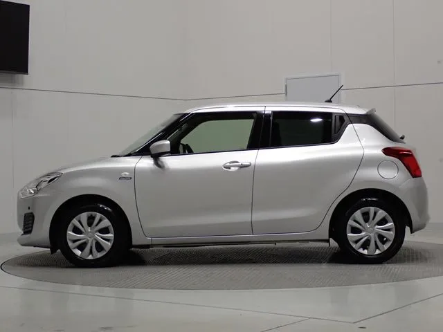 スズキ　スイフト
