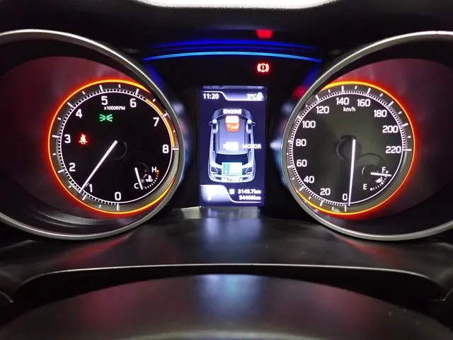 スズキ　スイフト