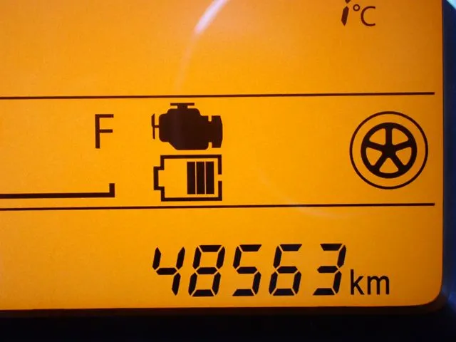 スペーシア（スズキ）の車両写真