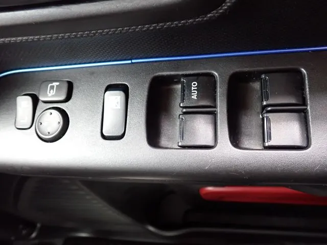 スペーシア（スズキ）の車両写真