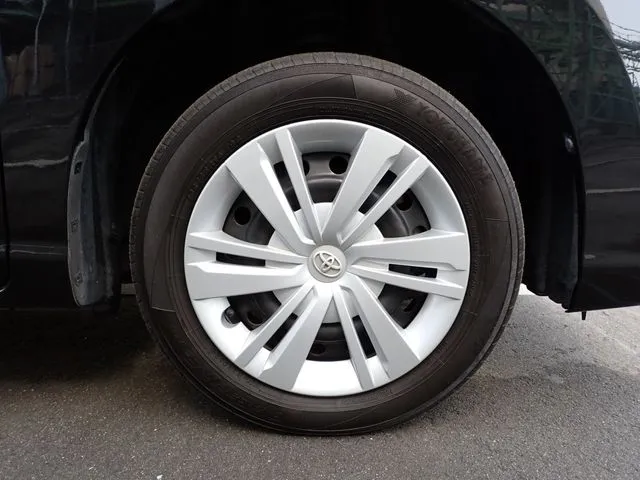 ルーミー（トヨタ）の車両写真