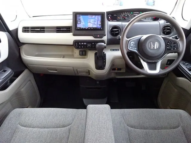 ホンダ　Ｎ　ＢＯＸ