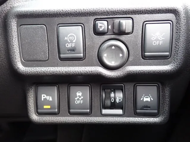 ノート（ニッサン）の車両写真