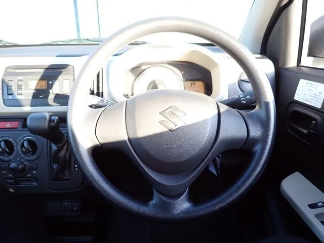 アルト　４ＷＤ（スズキ）の車両写真