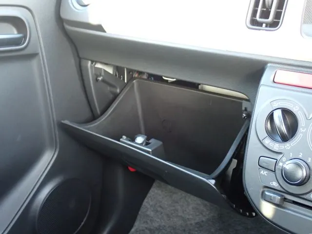 アルト　４ＷＤ（スズキ）の車両写真