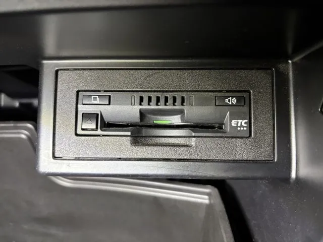 ランドクルーザープラド（トヨタ）の車両写真