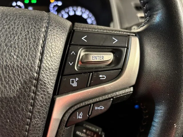 ランドクルーザープラド（トヨタ）の車両写真