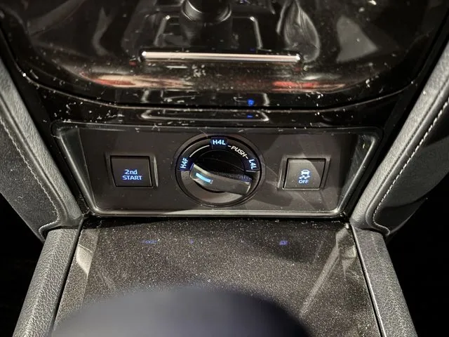 ランドクルーザープラド（トヨタ）の車両写真