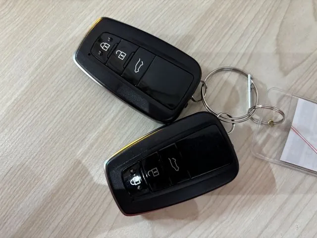 ランドクルーザープラド（トヨタ）の車両写真