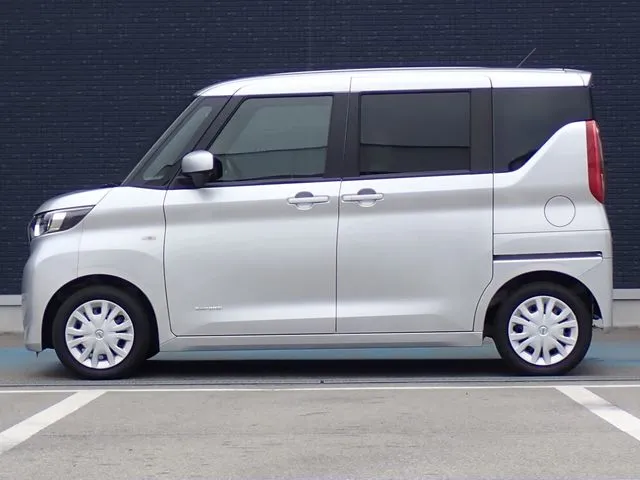 ルークス(ニッサン)の車両写真