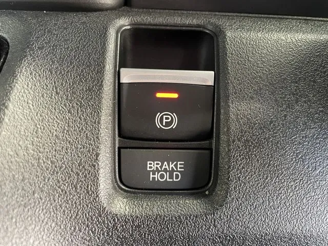 N BOX カスタム(ホンダ)の車両写真