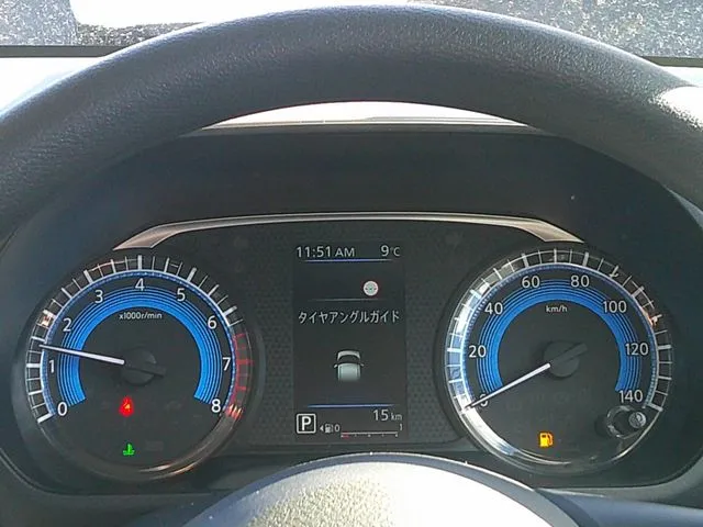 ニッサン ルークス