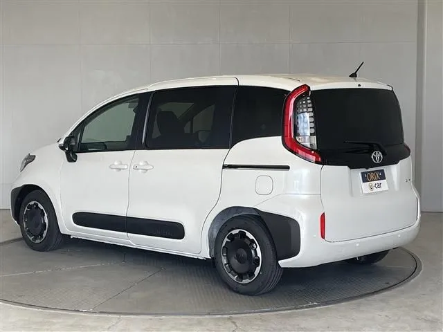 トヨタ　シエンタ　ハイブリッド