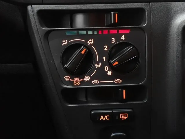 ダイハツ　ハイゼットカーゴ