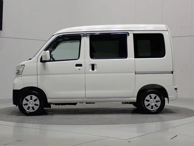 ダイハツ　ハイゼットカーゴ