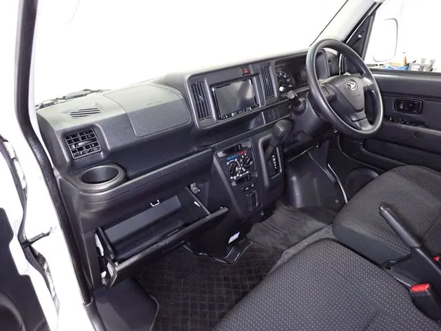 ダイハツ　ハイゼットカーゴ