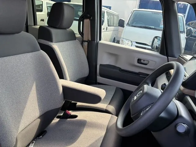 Ｎ　ＢＯＸ（ホンダ）の車両写真