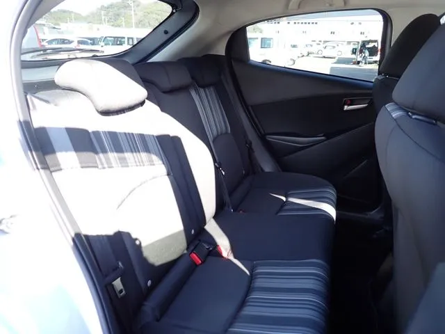 マツダ　ＭＡＺＤＡ２