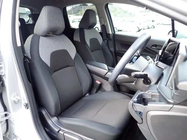 ニッサン　ノート