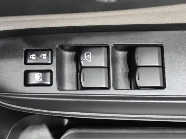 ニッサン　ノート