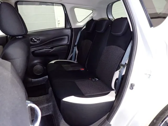 ニッサン　ノート