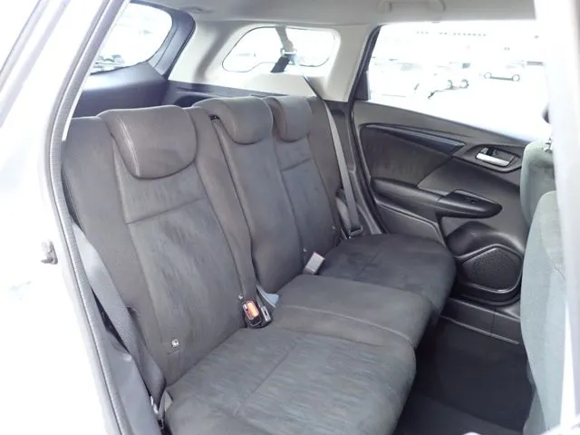 ホンダ　シャトル　ハイブリッド