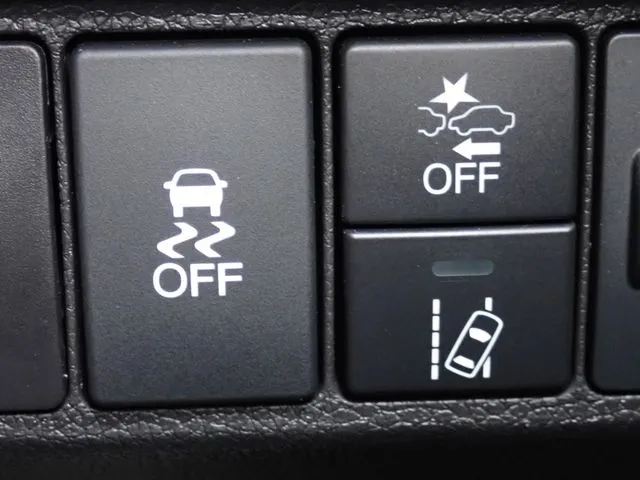 ホンダ　シャトル　ハイブリッド