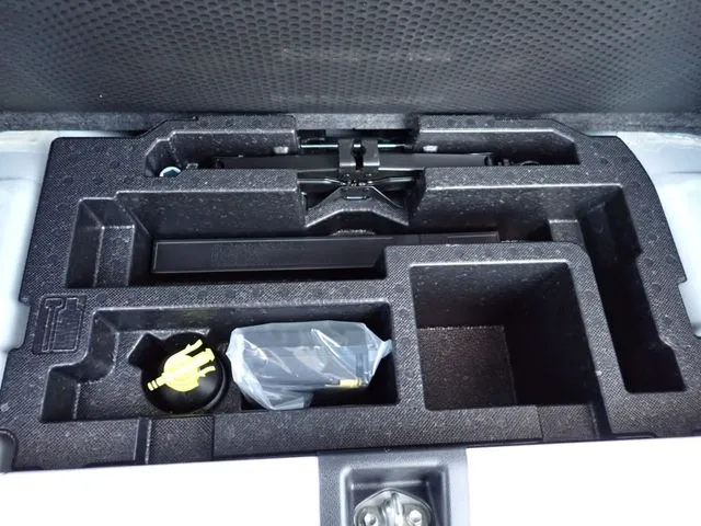 ミラ　イース（ダイハツ）の車両写真