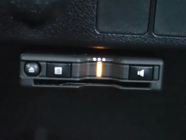 ミラ　イース（ダイハツ）の車両写真