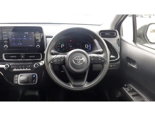 アクア（トヨタ）の車両写真