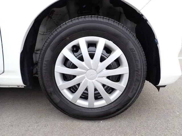 ミラ　イース（ダイハツ）の車両写真