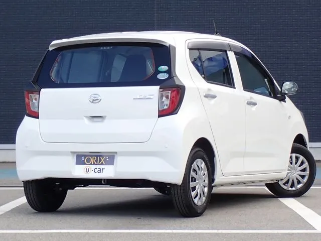 ミラ　イース（ダイハツ）の車両写真