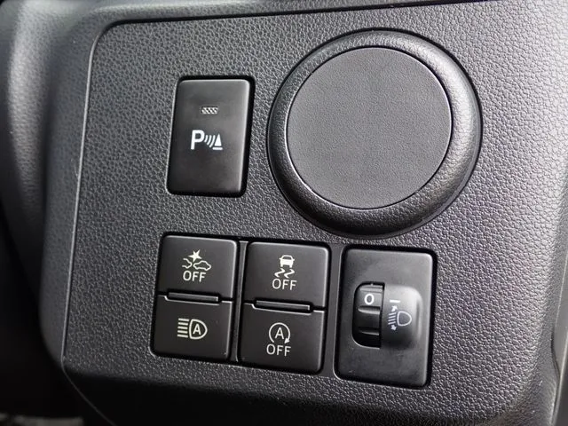 ミラ　イース（ダイハツ）の車両写真