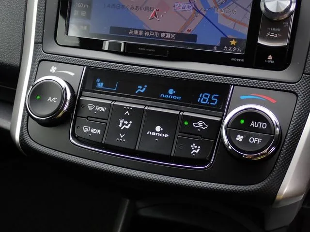 トヨタ カローラフィールダー ハイブリッド