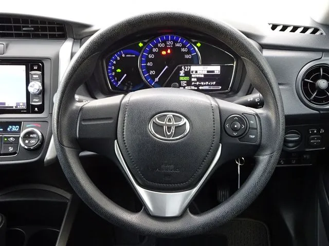 トヨタ カローラフィールダー ハイブリッド