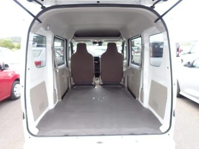 スズキ　エブリイバン