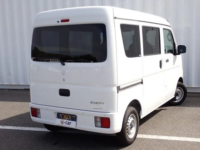 スズキ　エブリイバン