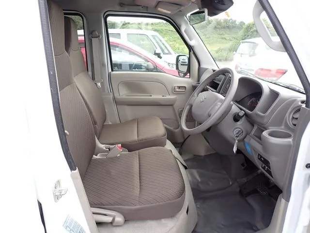 スズキ　エブリイバン