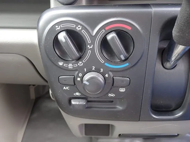 スズキ　エブリイバン